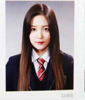 cuteyeripics's tweet photo. she will remain the prettiest school girl https://t.co/Lqv1nOSwsB