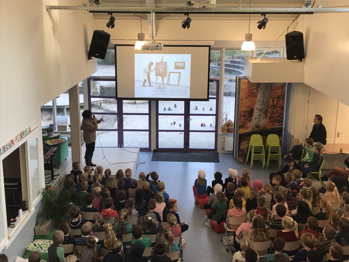 tSchrijvertje's tweet photo. In de weekviering terugblik op onze schoolbezoeken aan @krollermuller. Alle kinderen weten ondertussen van #pointilisme #reliefsculptuur #abstract en #VanGogh. In de beeldentuin  #filosoferenmetbeelden. https://t.co/sTScDhJIdy