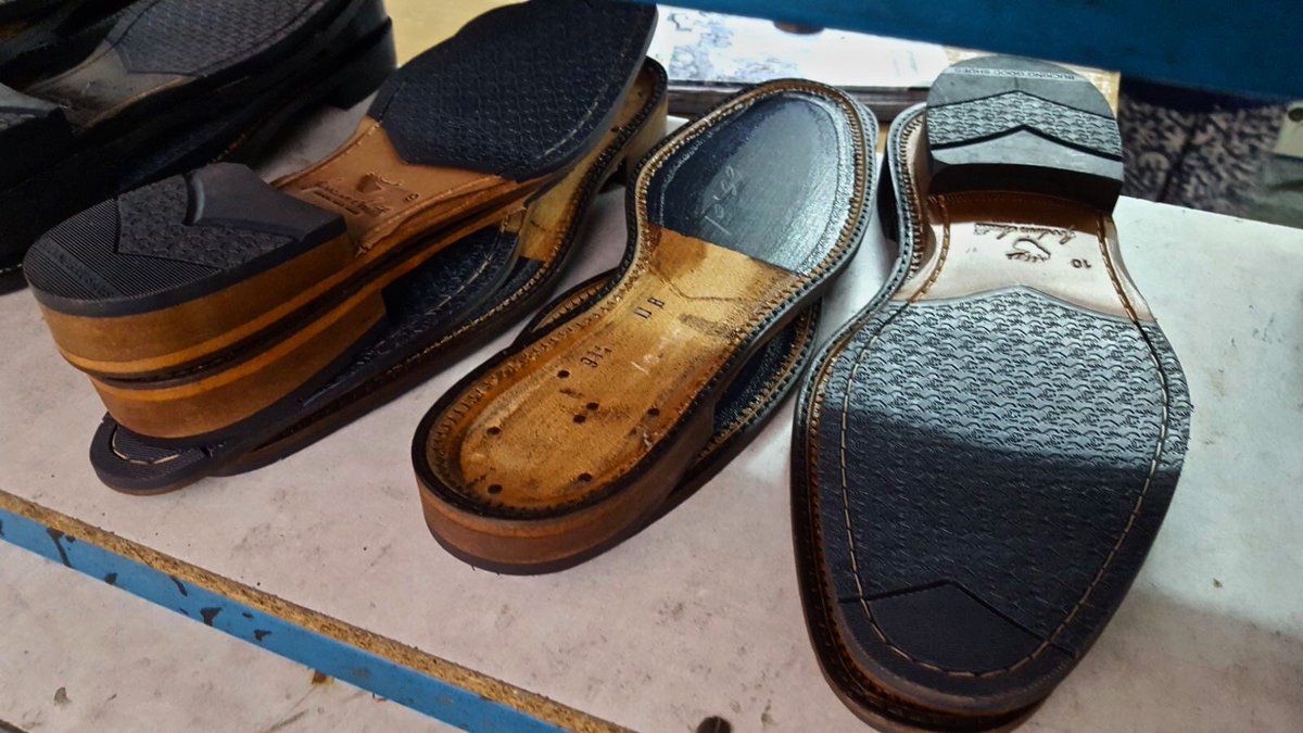 GoodwinSmithUK's tweet photo. We're putting the finishing touches to our new spring//summer collection gentlemen - if we get 30 RT on this post we'll reveal one of our new styles early! GO!👞👞 https://t.co/piQ6XH1GTK