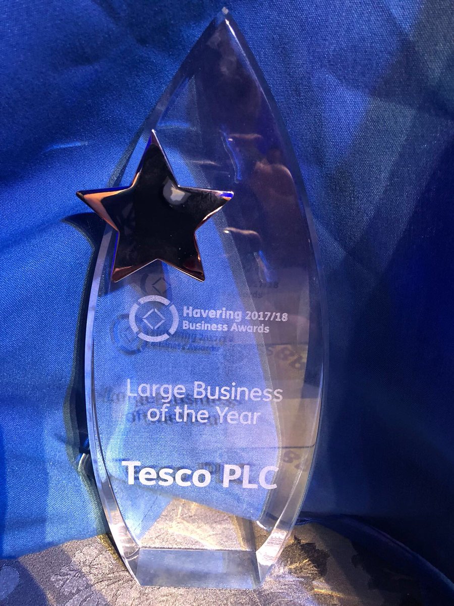 d_llewellyn2's tweet photo. Havering Business award #Tesco#Dagenham#well done great collaboration https://t.co/bOEsXY0TKZ