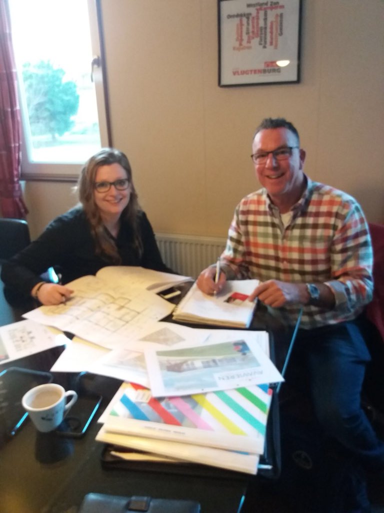 Met Sanne Bakker van <a href="/ensanne/">Sanne Bakker 🤓</a> uitvoering gegeven aan de match op <a href="/beursvloerWL/">Beursvloer Westland</a>  <a href="/vitiswelzijn/">Vitis Welzijn</a> voor een goede marketing strategie voor Avavieren.