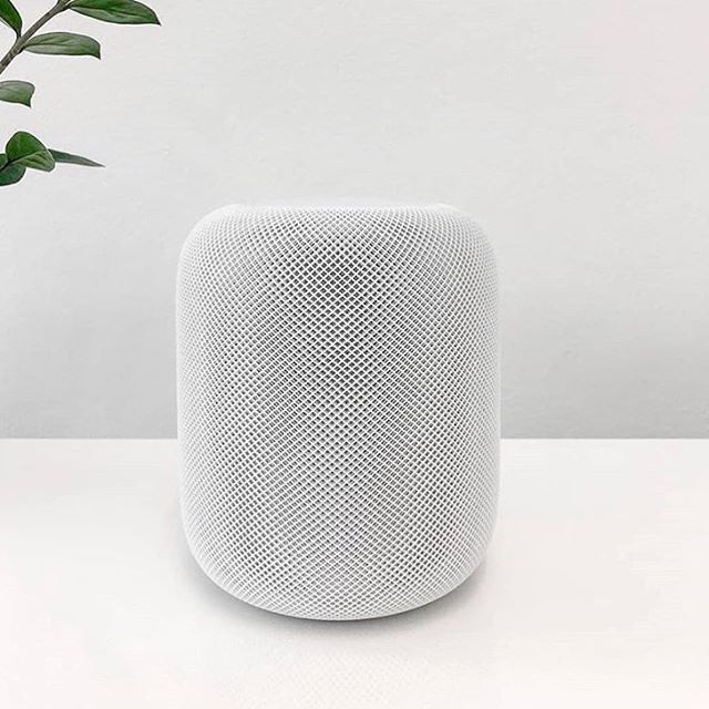 rushfaster's tweet photo. Oh hello #homepod. https://t.co/v3uohytvk4 #rushfaster #everydaycarry #edc https://t.co/1l3sQXcT7e