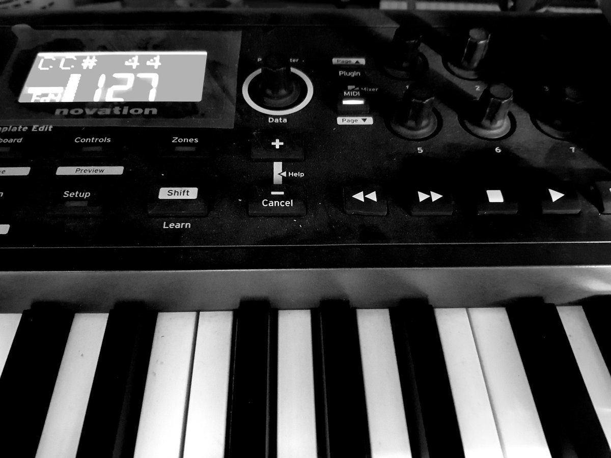 O.D.T ☄ Studio all day Today....🎛🎧🎚🎸🎹🎙