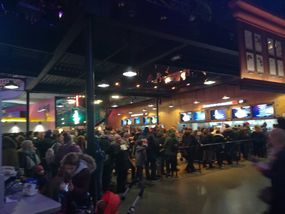dooners26's tweet photo. Open some counters. #DisneylandParis https://t.co/p9RPhwlbrT