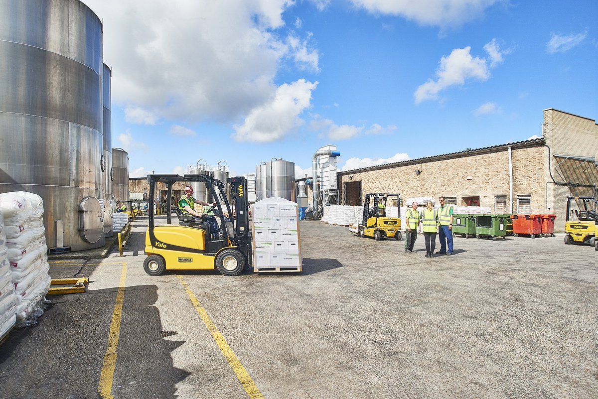 BeardowAdams's tweet photo. Need a world-class packaging grade? Our HQ in Milton Keynes houses the largest single hot melts plant in Europe.

Find out more about our capabilities: https://t.co/6XzuRba30U
#packagingadheisves #packaging #vegetableboxes #casemaking #pharmaceutical #BRC #deepfreeze #siftproof https://t.co/kHUKZVk8DE