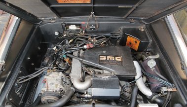OMEKA_since1972's tweet photo. 【新刊情報】
オートメカニック2018年3月号

特集③：旧車趣味2「DELOREAN DMC-12」

バック・トゥ・ザ・フューチャーで日本中に名を広めた「名車」をピックアップ！

★細部のメンテナンス方法
★デロリアンミーティングのインタビュー
ほか

好評発売中です！！
https://t.co/QpKzjcObKo https://t.co/KQU2gO3ynQ