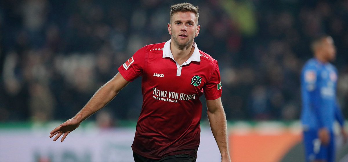 Alles Gute "Fülle"! - Unser #H96-Stürmer Niclas #Füllkrug feiert heute seinen 25. Geburtstag! 🎂🎉🎁 Wir wünschen das Beste fürs neue Lebensjahr und natürlich Tore, Tore, Tore. 😉 #NiemalsAllein ⚫⚪💚
