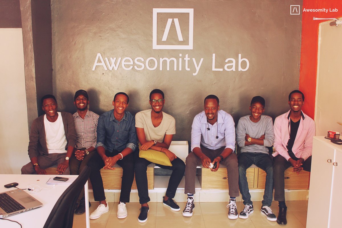 AwesomityLab's tweet photo. Friday brought us @jkanam the CEO of @pikiwash. We had great discussions with him.
 #AwesomityLab https://t.co/LSyRI26czE