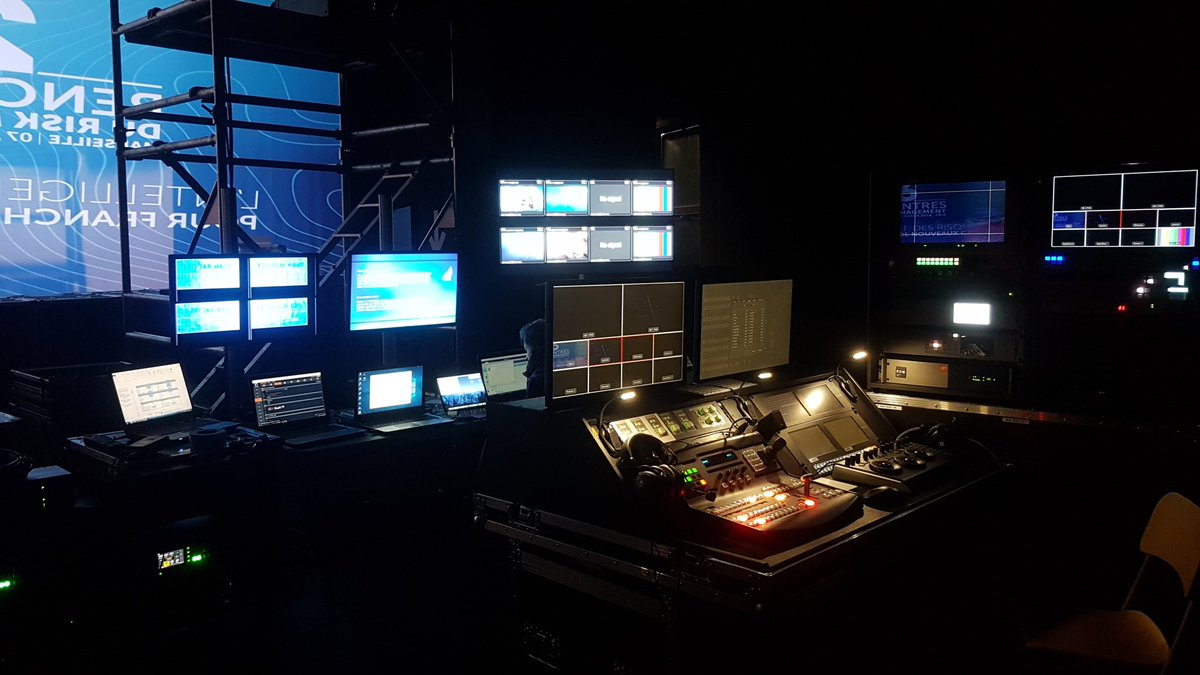 Bahuaud44's tweet photo. AMRAE2018 @Barco #BarcoHDX #Resolume #ROEvisual #MidasM32 #MAlighting @Blackmagic_News #Blackmagic #Evision #Folsom #ImagePRO #RGBlink #Risk #AEDgroup #VLS #Mprod #Robelighting #Marseille https://t.co/nNPCJOtebF