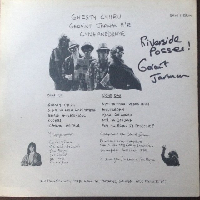 Llwyd_Owen's tweet photo. Geraint Jarman - Gwesty Cymru
https://t.co/mBjQ5bWhMf
#clasur #trysorcenedlaethol #feinyl #pop #reggae #RiversidePosse
#DyddMiwsigCymru https://t.co/nwCidOOBoW