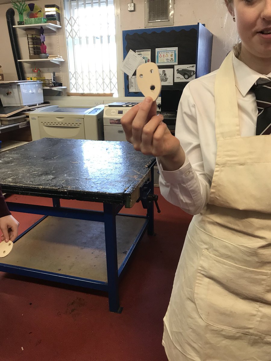 WHSteamtech's tweet image. Year 9 making emojis about their feelings on mental health wellness week