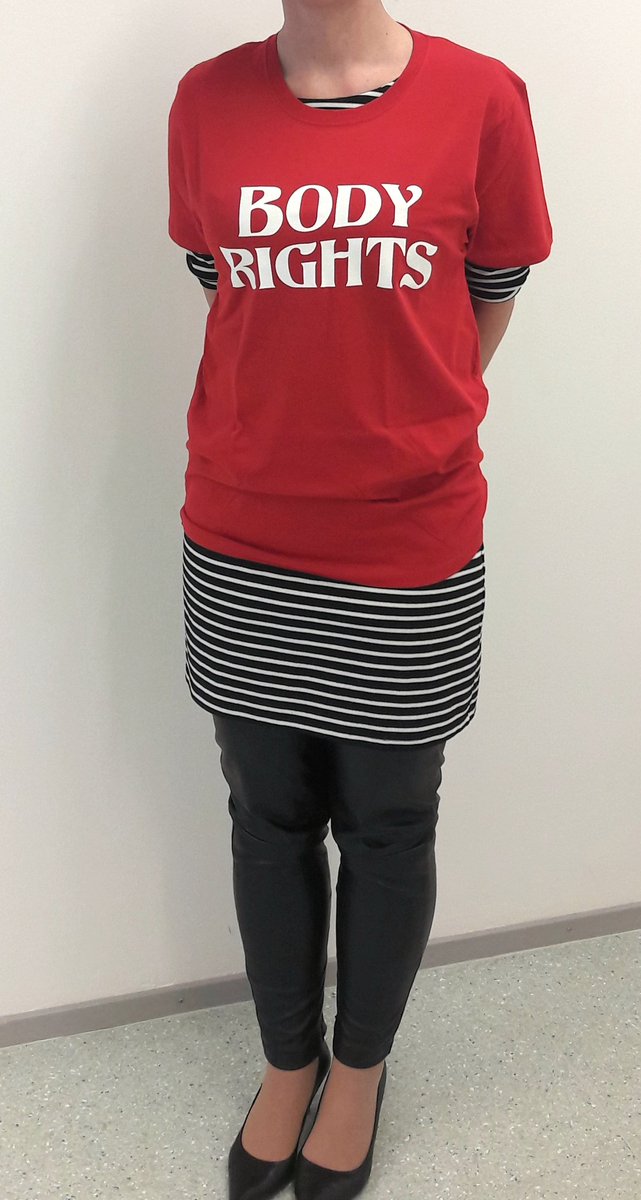 Larugirl's tweet photo. Hyvä miespuoleinen ystäväni, jos nainen ei seksistisen kommentoinnin jälkeen naura tai huomauttaa asiasta ja sinulle tulee mieleen "eikö tolla ole huumorintajua",  on korkea aika katsoa peiliin. #Metoo # Elisebyrfsu #Colette https://t.co/NkPryovlCt