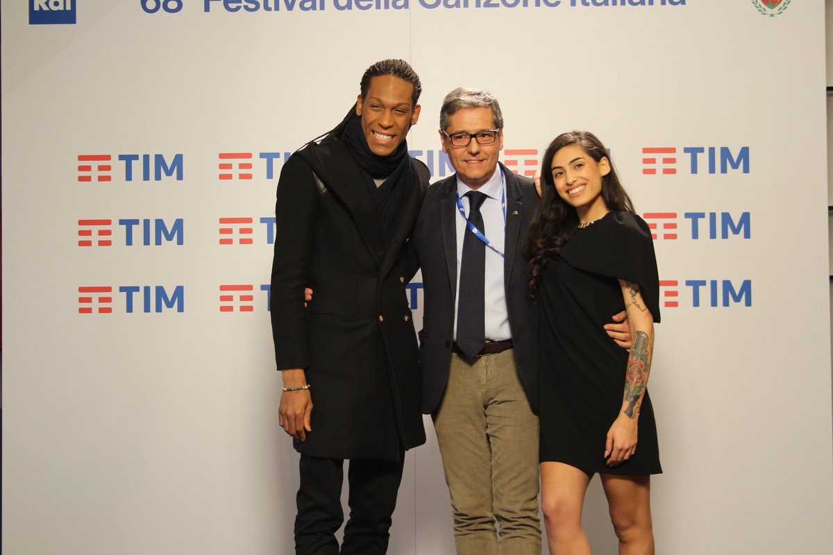 sanremoit's tweet photo. @AreaSanremo1 torna in tour, a raccontare l'esperienza @AliceCaioli2 e Leonardo Monteiro con @SinfoSanremo https://t.co/eZlP7qirF6 #sanremo2018 #areasanremo https://t.co/z6IyebGmiw