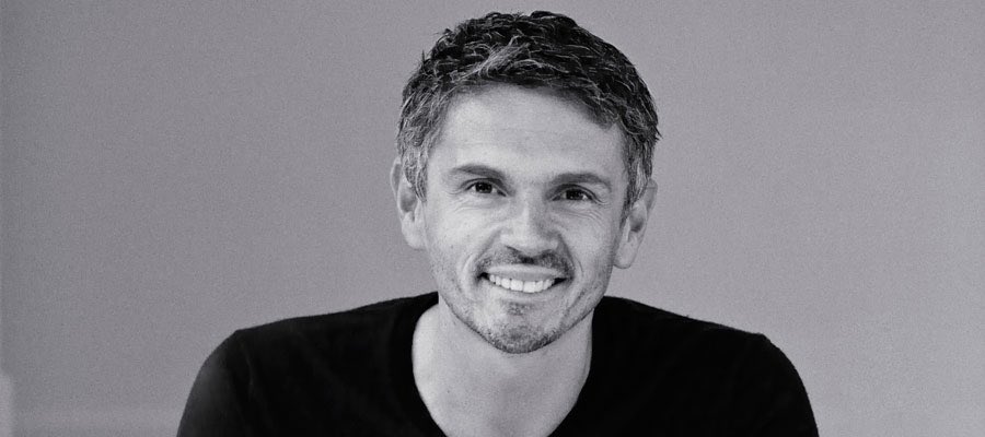 Le parrain de <a href="/LotOfSaveurs/">LotOfSaveurs</a> est... Christophe Adam ! 😀 
Pâtissier depuis l'âge de 16 ans, il est notamment connu pour ses éclairs.
Jury de l'émission "Qui sera le prochain grand pâtissier ?", Christophe Adam sera à #Cahors du 6 au 8 juillet ! 🙂