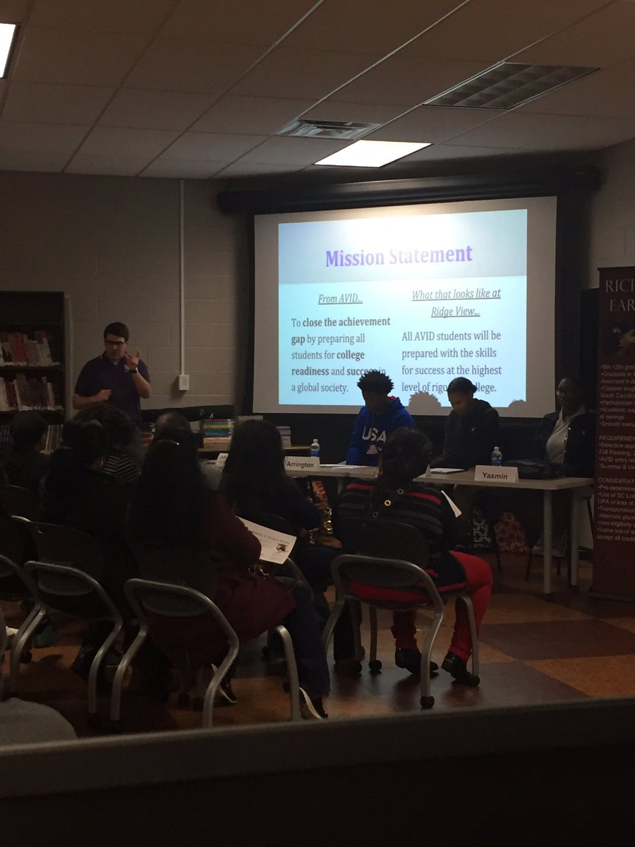 SummitMS_AVID's tweet photo. @MrMcMicken Fantastic presentation @spmeagles @RichlandTwo #AVIDEarlyCollege #AVID4College https://t.co/k6k3K7OSAQ