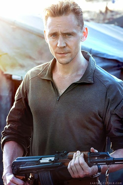 __sleepingdea's tweet image. 8. Jonathan Pine ( The Night Manager, 2016)