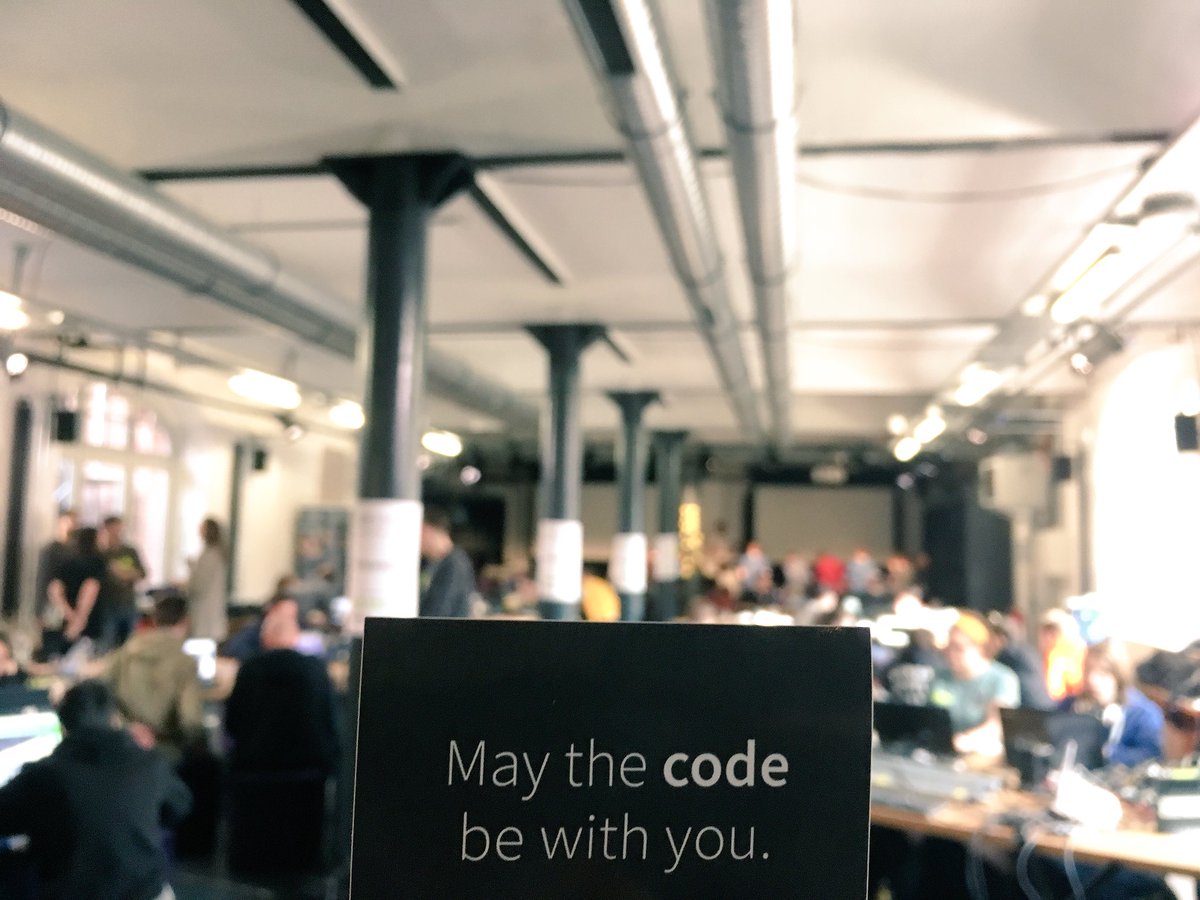 CarlaHustedt's tweet photo. Beim #cdcamp @FactoryBerlin lernen die 13-20jährigen Teilnehmer*innen nicht nur #coding und #design, sondern vor allem Teamarbeit & Projektmanagement. Da wird man ja ganz neidisch ;) #nextgeneration https://t.co/5eyvjEHW2o