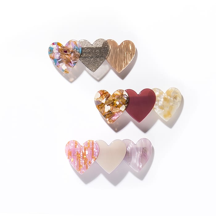 アセチ素材のハートバレッタ😍💕髪にポンとつければ、大人可愛いヘア