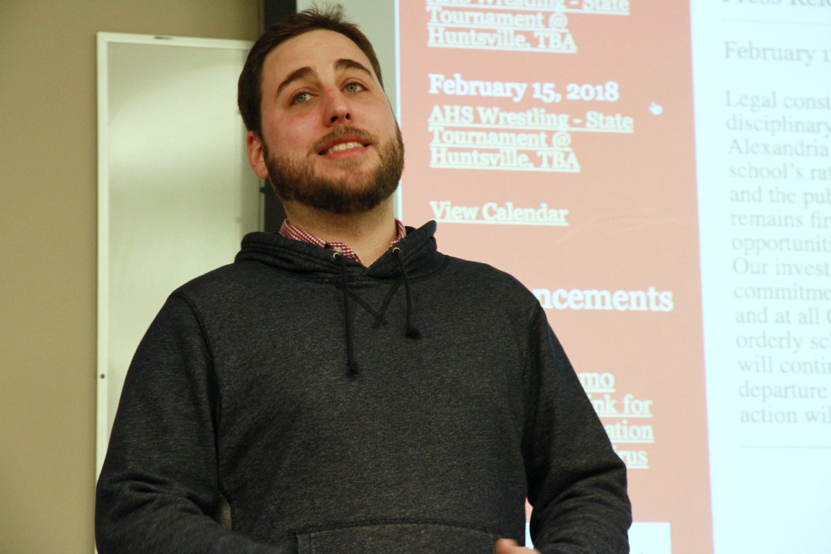 BamaNAHJ's tweet photo. Thank you to everyone who made it out to @SPJUA @BamaNAHJ @UAsCABJ @AlabamaRTDNA's event "Covering Hate in a Divided Nation" last night with guest speaker @schwanksta from @ProPublica! We had a great turn out and we hope to bring more of these events to @UACCIS in the future! https://t.co/gu1ne775Xl