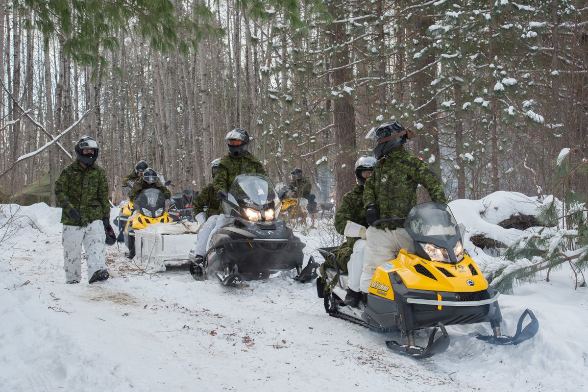 CanadianArmy's tweet image. #FactFriday - The #Army deployed a team of four observers from the Canadian Army Advanced Warfare Centre to China. The Chinese PLA accepted a reciprocal invitation from the CA to observe winter survival training in Petawawa. #StrongSecureEngaged #StrongProudReady