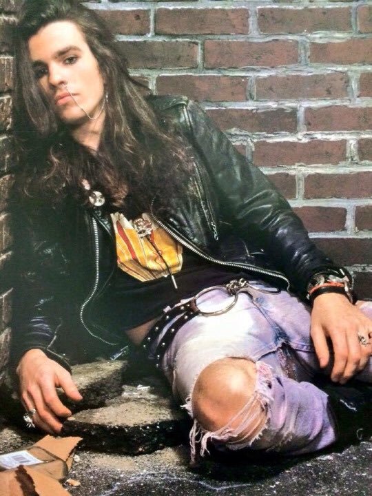 Há 52 anos: Nascia Rachel Bolan,  baixista do Skid Row.

Happy Birthday Rachel!!     