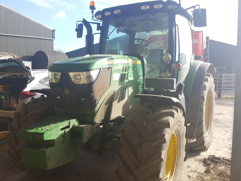 mick_mc_carthy's tweet photo. @Trimble_Ag #CFX750 rate &amp; section control for #Rauch V4 fertiliser spreader. Fitted to #johndeere 6170R &amp; 6125R  #precisionwithpurpose https://t.co/WpW2b88y2u