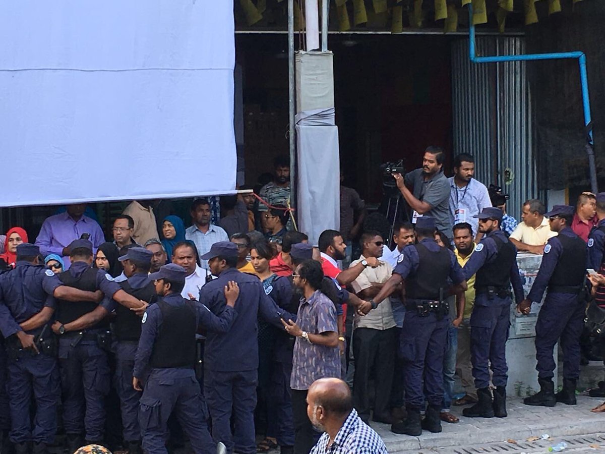 almond3131's tweet photo. #Maldives #NotMyParadise
#ITB2018 #itb #ITBBerlin
@NatGeoTravel @BBC_Travel @nytimestravel @CNTraveler @NatGeoTravel @luxury__travel @GuardianTravel @cntraveller @TelegraphTravel @CNNTravel @TravelGov @dubaitourism @TourismAus @TourismMalaysia @TourismIreland @Thilmeeza https://t.co/6bNto2Lo6j