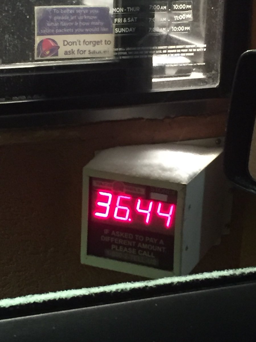 mtsguimaraes's tweet photo. Nate: do you want anything?

Me: ill have one quesadilla 

Nate: https://t.co/CYebkBs9kE