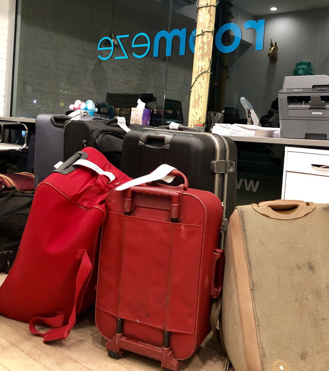 roomezeinc's tweet photo. This is what happens when two fashion designers move from SF 💼💼💼 https://t.co/g3SXCtoTrH