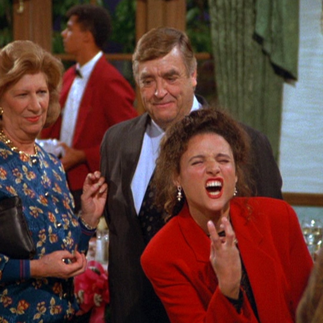 "STELLA!!!" “The Pen” is on #Seinfeld tonight! https://t.co/mL4OUjOi5M