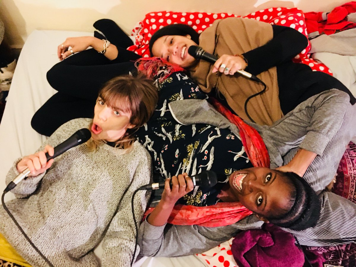 yellowdaysfest's tweet photo. Yellow #Radio 📡 This Sunday! ⭐️ 20:00 ⭐️
3 Women  3 microphones  1 Nick 

100 years ago #women got the right to vote in #UK!! 

We dedicate our show to all the #mothers, #sisters, #daughters, #aunties, #Girlfriends , girls and #Ladies from all colours &amp; sizes. 💛 https://t.co/4INhEibF76