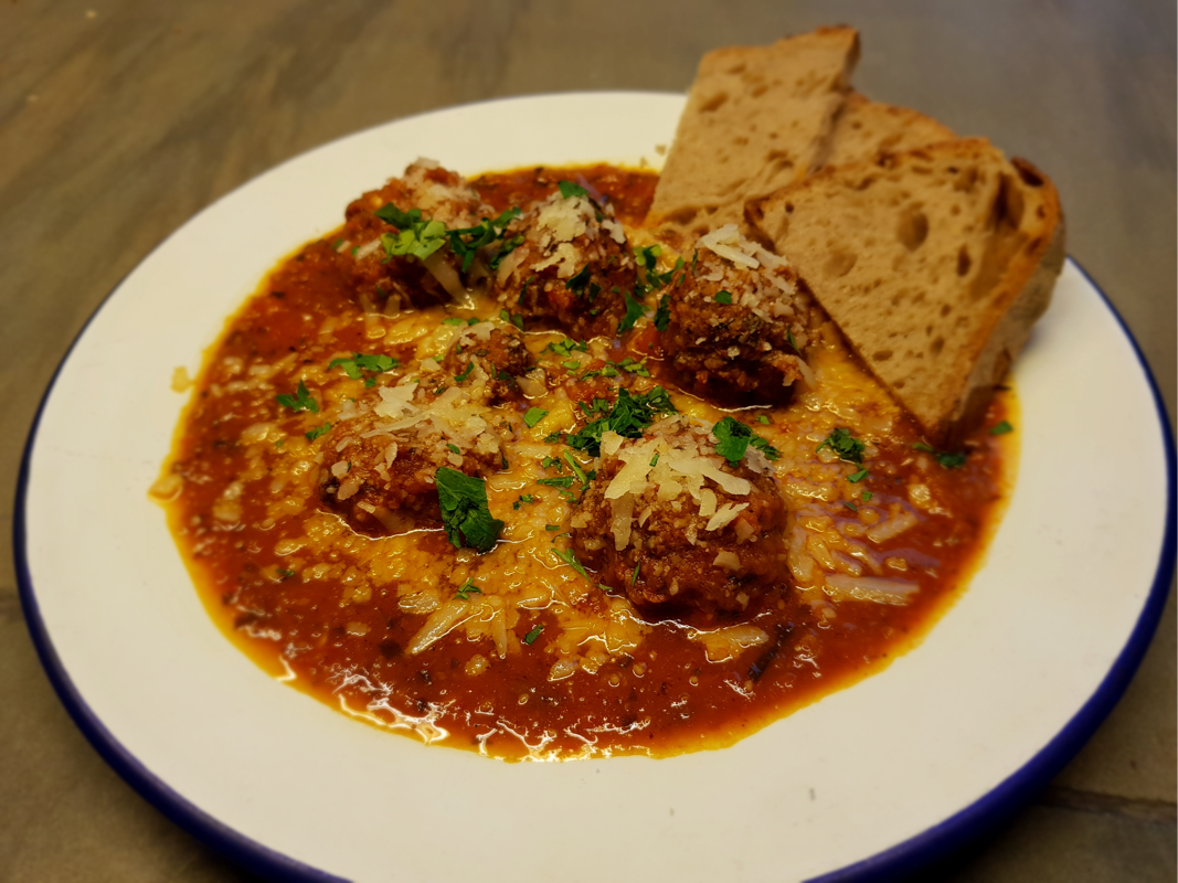 fernandezwells's tweet photo. That time of the week again - Meatball Friday at F&amp;W. #meatballs #fridayfeeling #lunch https://t.co/OCf5tXjL9M