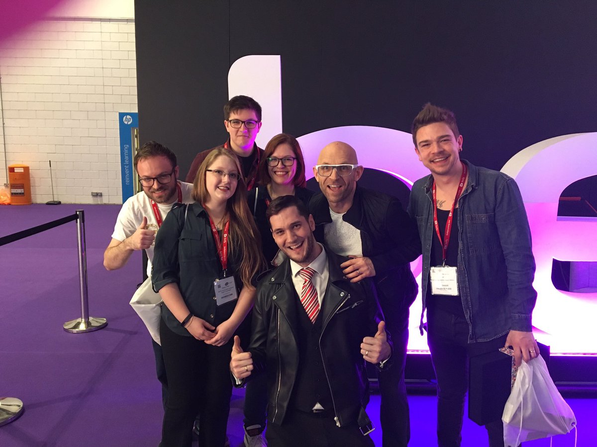 miba_warburton's tweet photo. So it’s my last day @RizingGamesUK @CRC_College it’s been huge fun and dreams achieved! Keep making awesome games people and I’ll see you all soon! #gamesdev #YGD #unity3d #PSFirst 👾❤️🦄 https://t.co/pRe6Xh12de