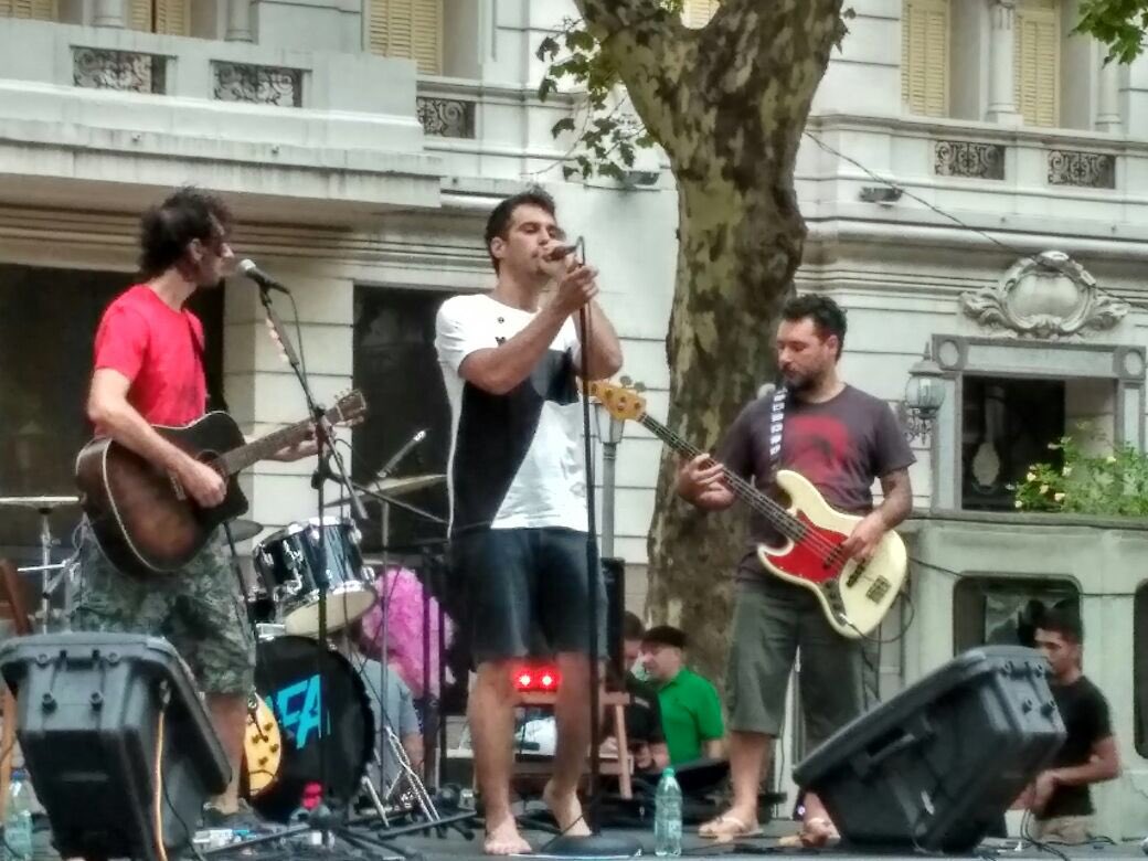 Estuvo lindo ayer en Centro de #Montevideo #Verano ⚡️