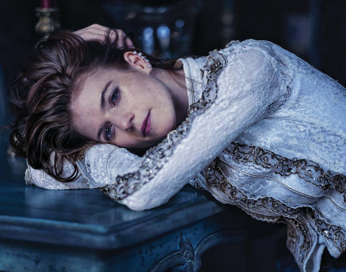 Happy Birthday to my fave the amazing, talented and beautiful Rose Leslie   