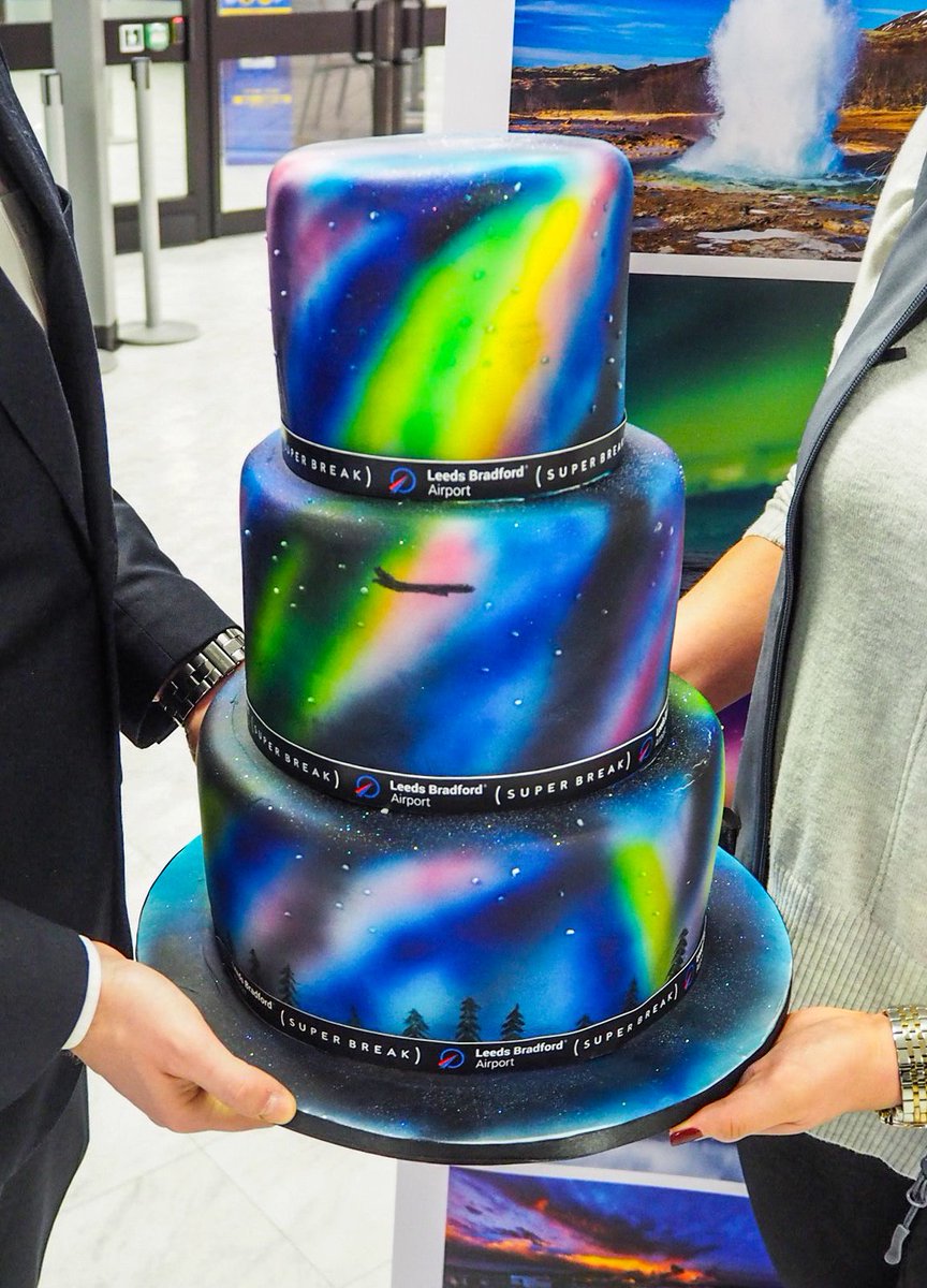 LBIAirport's tweet photo. We got a super cake for @SuperBreak ✈️🍰 Thanks to @KathsCakes1 for the amazing design! If Iceland is on your #bucketlist check out our future departures on the SuperBreak website. https://t.co/RQ82n8auoo