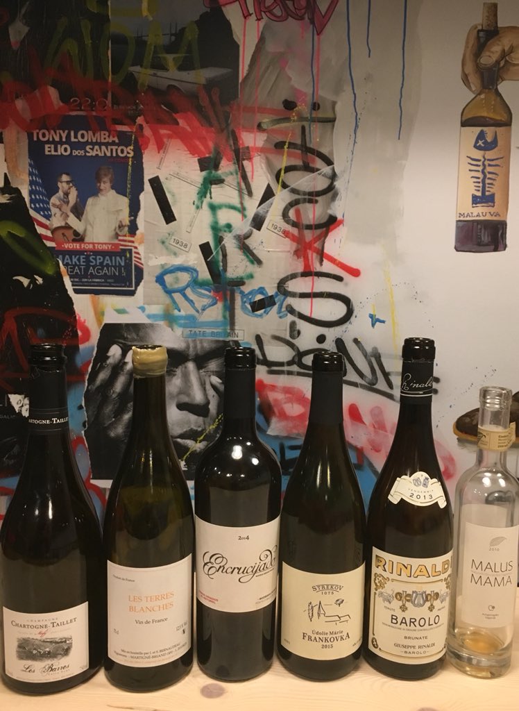 jose_taberneiro's tweet photo. #chartognetaillet #stephanebernaudeau @albarizatorio @Strekov1075 #rinaldi @malusmama @MalauvaVigo #sommlife #winemoments https://t.co/n7peLNOdpk
