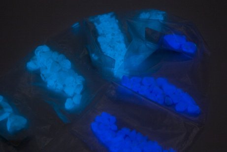 HeidelbergSpain's tweet photo. ¿Un conglomerado fluorescente, ecológico y con múltiples aplicaciones?¿Qué te gustaría diseñar con este material? https://t.co/Ffmwl3EnOA https://t.co/sZ1YWj8WJ1