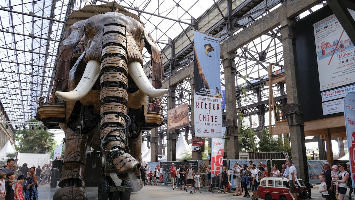 Le grand éléphant est de retour sur l'#IledeNantes ! Toutes les pièces ont été rénovées, le pachyderme mécanique revient dans une nouvelle version plus silencieuse et beaucoup moins polluante. 🐘
👉 bit.ly/Machinesdelile…