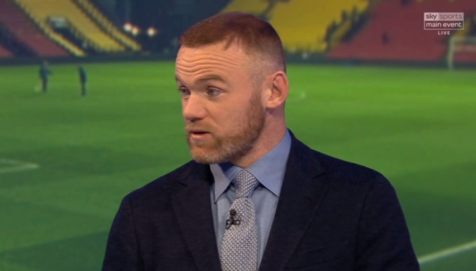 SkinandFollicle's tweet photo. #WayneRooney shows off new ginger hair on Monday Night Football after another #hairtransplant https://t.co/PuQbG2oPsy https://t.co/Z5cHSVfqwR
