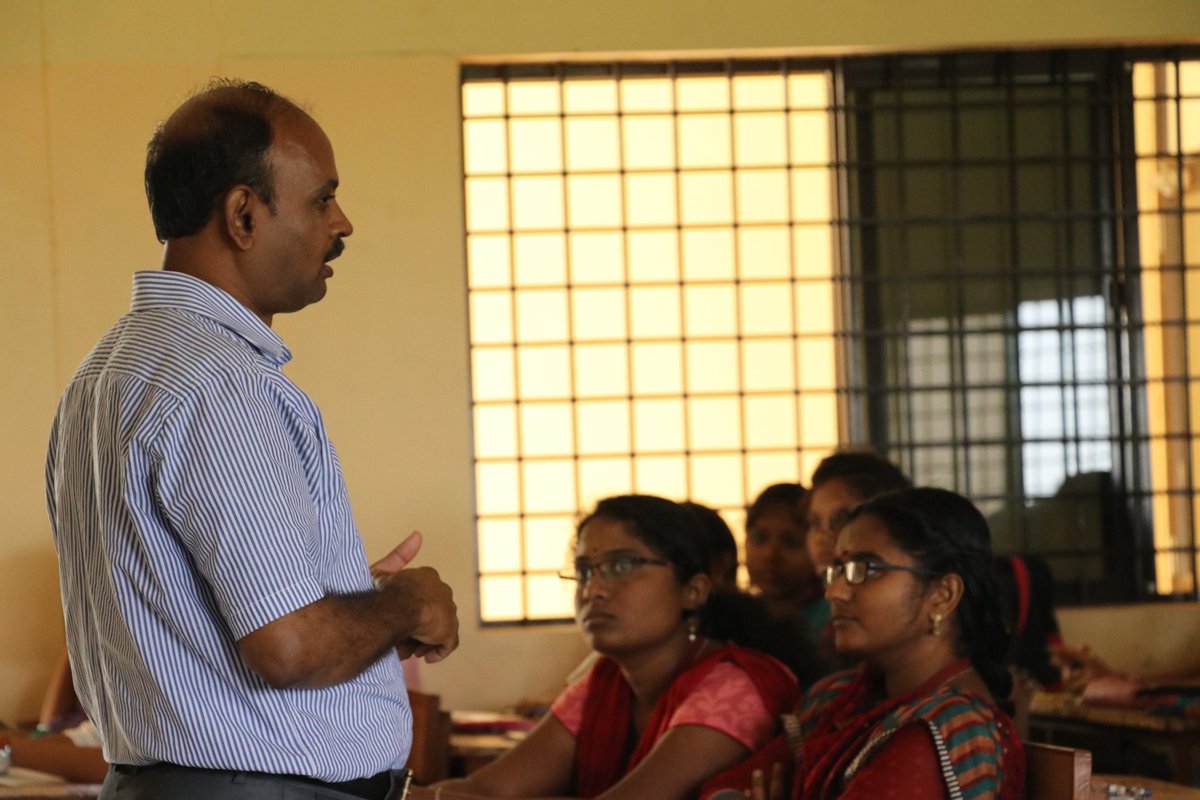 Guest Lecture on “Mobile Computing” was organized by our IT Department. Chief Guest Dr.R.Saravanan, Senior Professor, School of Computing Science, VIT, Vellore, delivered an inspiring speech to third year students. #technology #students #engineering #engineeringcollegeinchennai