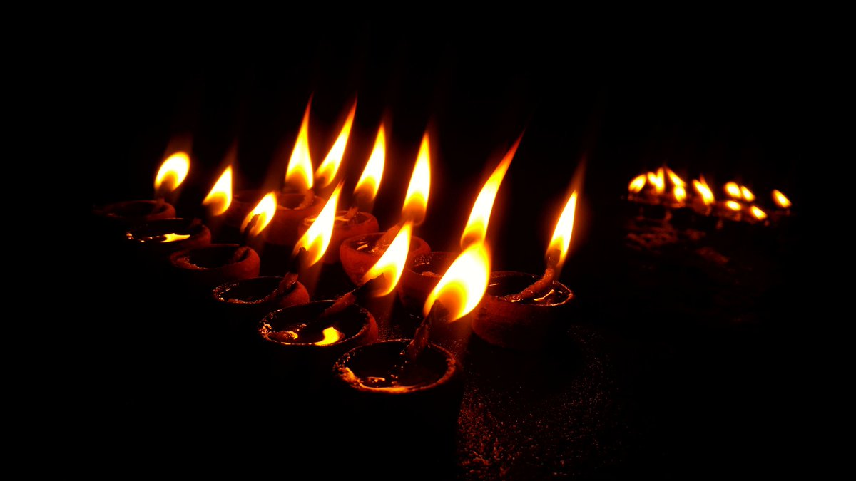 vpvoldemort's tweet photo. Temple visit #திருப்பட்டூர் 😍
#Mobshots #lenovok6 https://t.co/CWYOid160Y