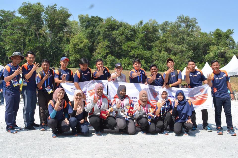 skuadmediauni10's tweet photo. Congratulations again to the athletes ! May we gain more success in the future 💪🏻😊

#kitauniten #teamuniten #sukipt2018

Photo courtesy of FB Student Affairs Centre UNITEN https://t.co/Xh3BELFb5I