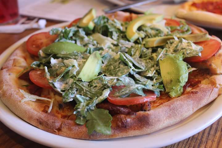 redluggagetrips's tweet photo. Happy #NationalPizzaDay! Where are some of your favorite pizza spots from around the world?

#redluggagetrips #foodievacation #adventuretravel https://t.co/Av6w7V3qHa
