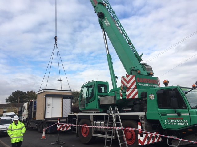 CambsHIA's tweet photo. A first for the Agency – late last year, after some time in the planning, a new #modular #LevelAccessShower #extension was installed in a home in #Huntingdonshire.

#Adaptations #DisabledAdaptations #DisabledFacilitiesGrant #GrantFundings https://t.co/2jyqEk2NLP