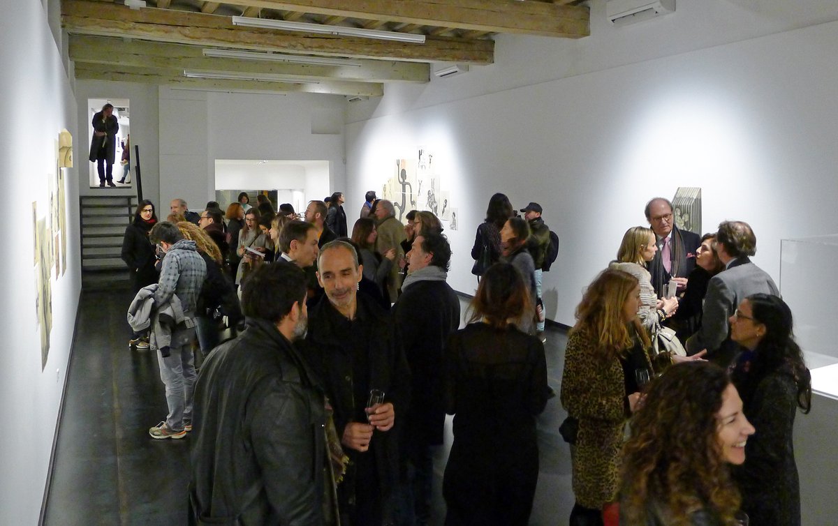 galeriasenda's tweet photo. Gracias a todos los que compartieron ayer con nosotros en la inauguración de "Meridianos" fue una noche muy especial!

🔻Hoy estaremos hasta las 20hr, os esperamos! https://t.co/YRHNu2BEAO