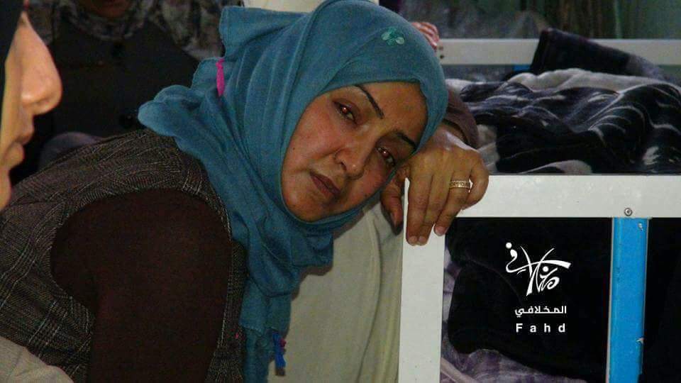 Malekyem's tweet photo. أوجاع #تعز لا تنتهي فالحزن فيها مقيم
إشراق فضل في وداع رهام بدر
 @EshraqAlmaqtari @rehamalbadr #Reham_Albadr #Taiz https://t.co/vt284qwmFA