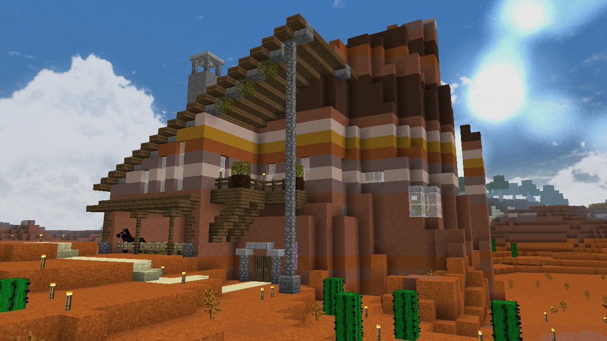 Akareo メサの作業用拠点完成 元々あった山をくり抜いて 足りない部分を増設しただけのシンプル設計ですが 上手くまとまって個人的に気に入っています Minecraft建築コミュ 華鯖 サバイバル