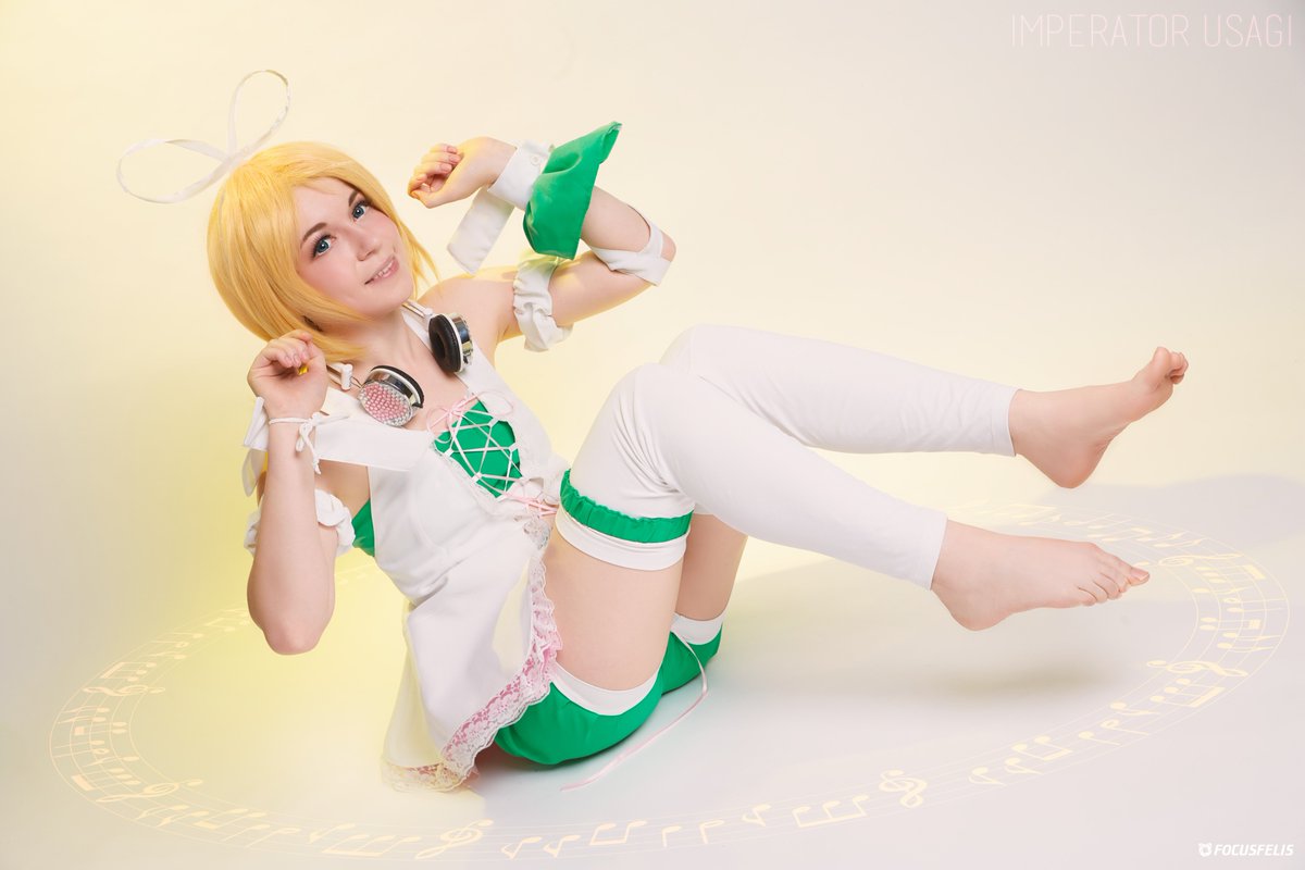 focusfelis's tweet photo. Cosplayer ImperatorUsagi (FB)

Rin Kagamine  #Vocaloid #cosplay https://t.co/YCZqgwwqLm