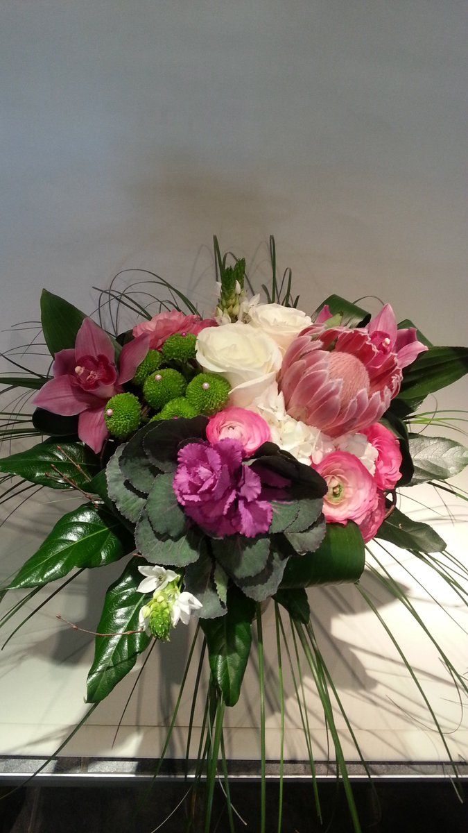 fleur_concept's tweet photo. Un peu de fraîcheur et de couleur. https://t.co/vy8PCVLIKK